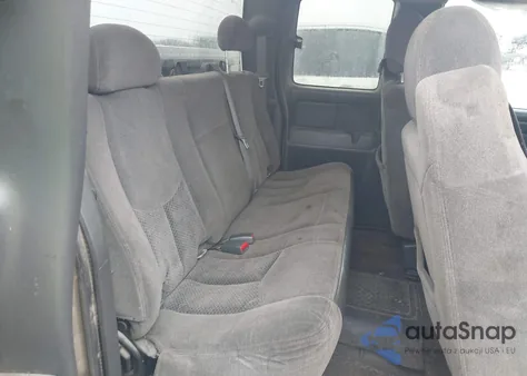 2007 Chevrolet Silverado 2500Hd Classic Lt1 z USA, uszkodzony, nr VIN 1GCHK29D07E141713